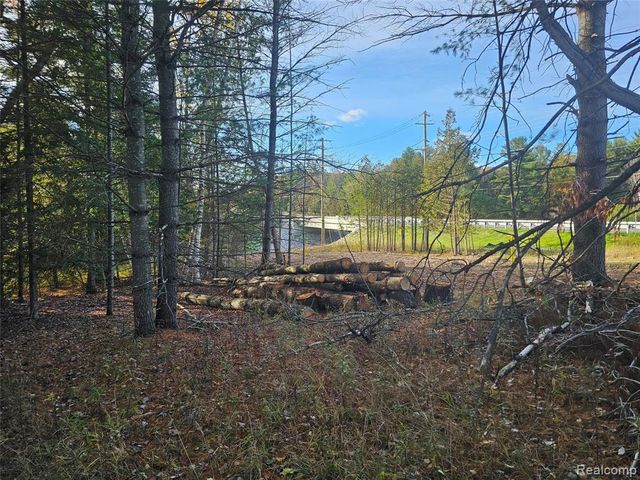4901 M-55, Tawas City, MI 48763