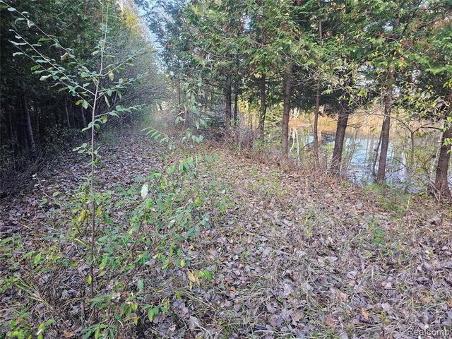 4901 M-55, Tawas City, MI 48763