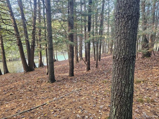 4901 M-55, Tawas City, MI 48763