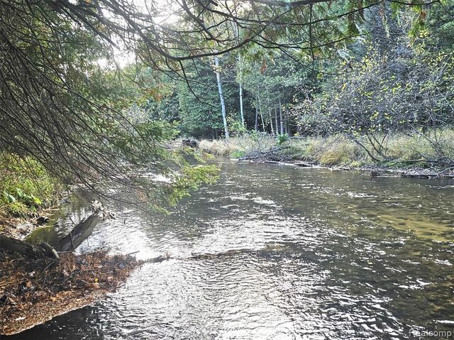 4901 M-55, Tawas City, MI 48763