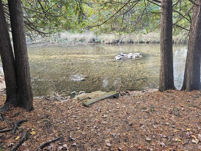 4901 M-55, Tawas City, MI 48763