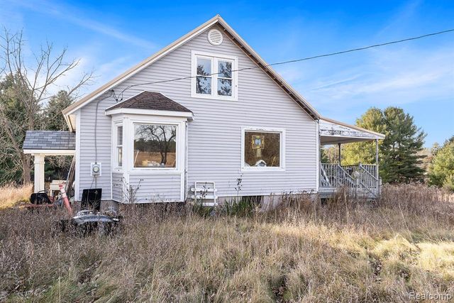 4901 M-55, Tawas City, MI 48763