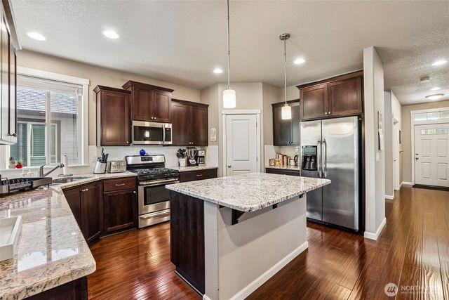 527 N Allen Creek Drive, Ridgefield, WA 98642