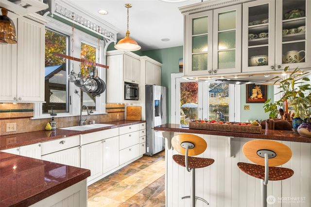 718 N K Street, Tacoma, WA 98403