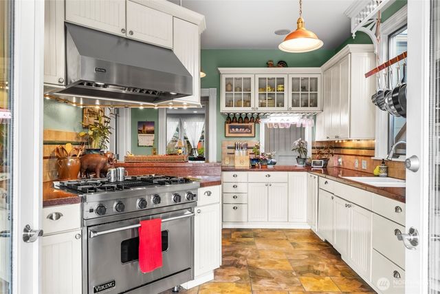 718 N K Street, Tacoma, WA 98403