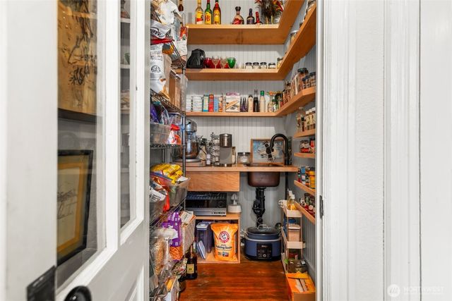 718 N K Street, Tacoma, WA 98403