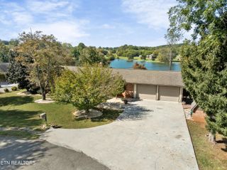 859 Collie Cove Court, Friendsville, TN 37737