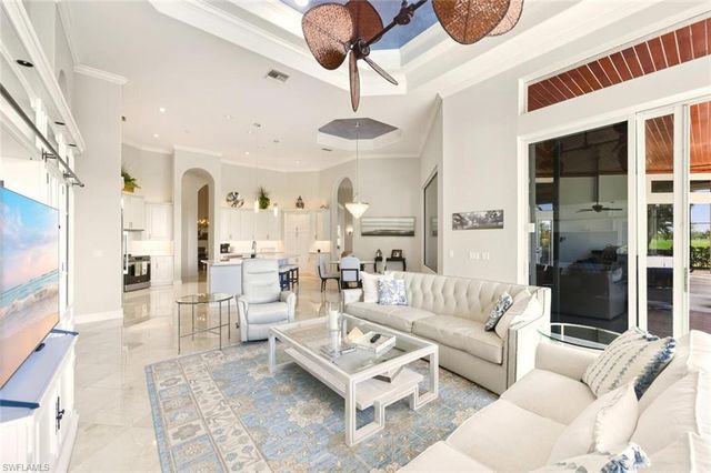 396 Terracina WAY, Naples, FL 34119