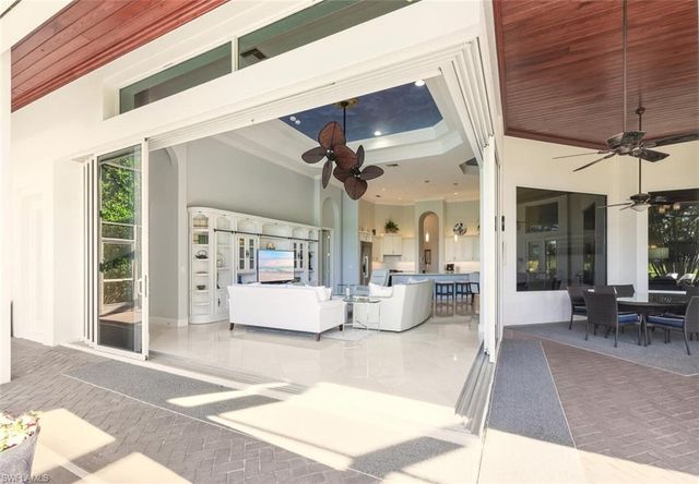 396 Terracina WAY, Naples, FL 34119