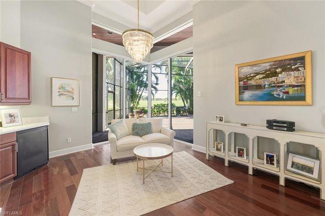 396 Terracina WAY, Naples, FL 34119