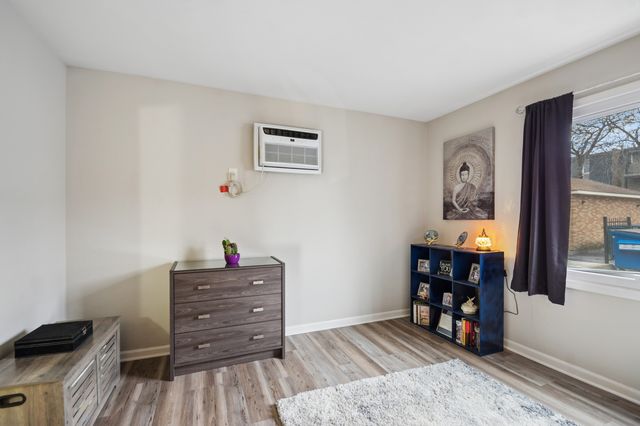 10820 Kilpatrick Avenue 1SW, Oak Lawn, IL 60453