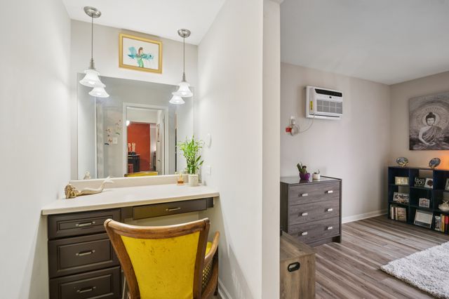 10820 Kilpatrick Avenue 1SW, Oak Lawn, IL 60453