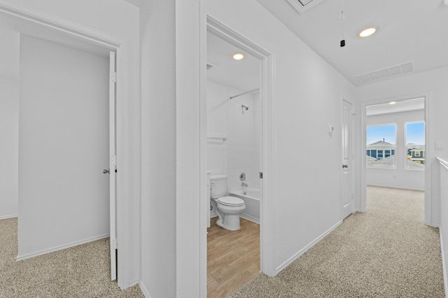 308 Nizao LN, Bastrop, TX 78602