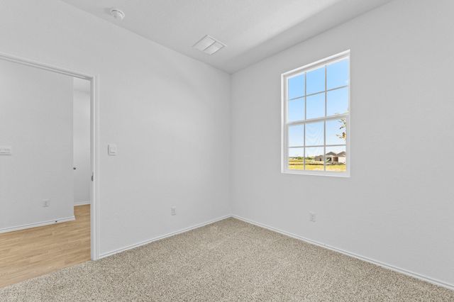 308 Nizao LN, Bastrop, TX 78602