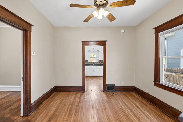 1041 Magnolia Avenue E, Saint Paul, MN 55106