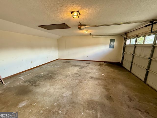 206 Westfield Drive, Warner Robins, GA 31093