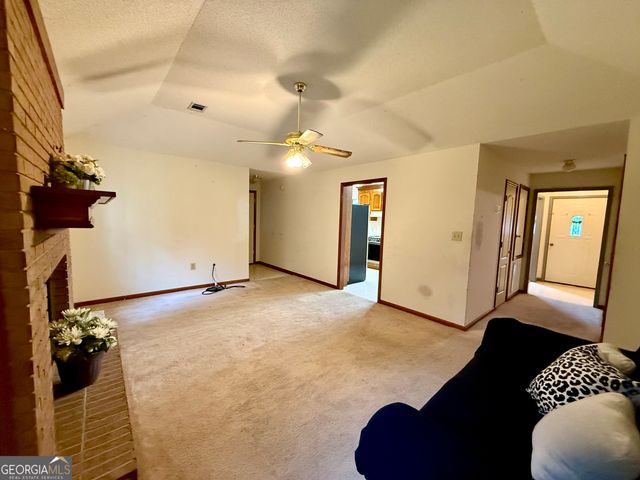 206 Westfield Drive, Warner Robins, GA 31093