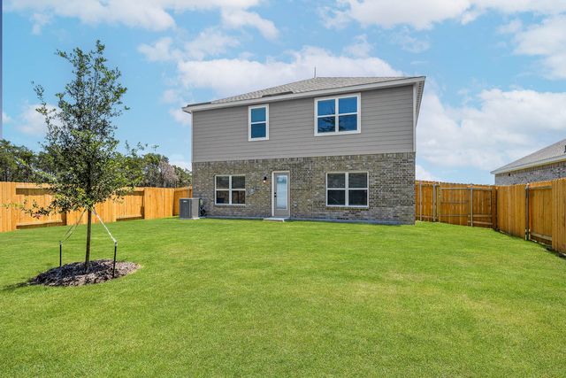 332 Live Oak Lane, Hutchins, TX 75141