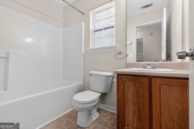 320 Twin Oaks Lane, Dallas, GA 30157