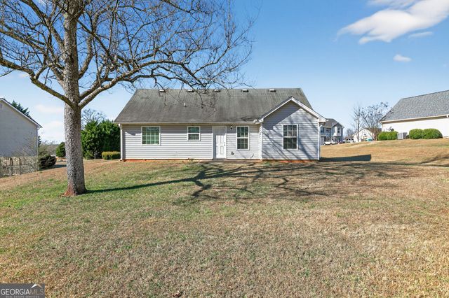 320 Twin Oaks Lane, Dallas, GA 30157