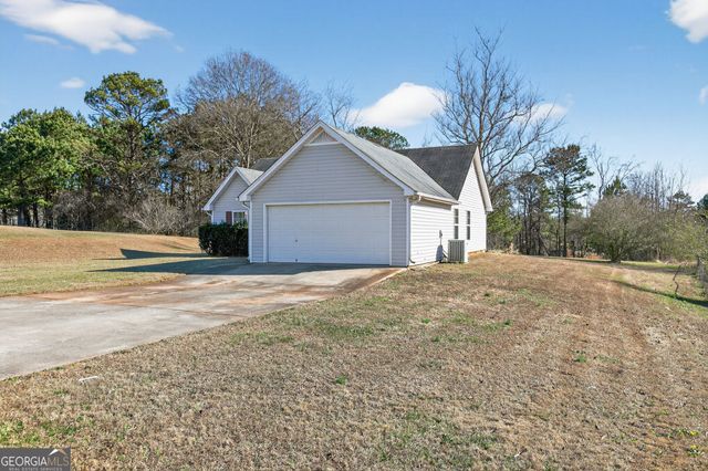 320 Twin Oaks Lane, Dallas, GA 30157