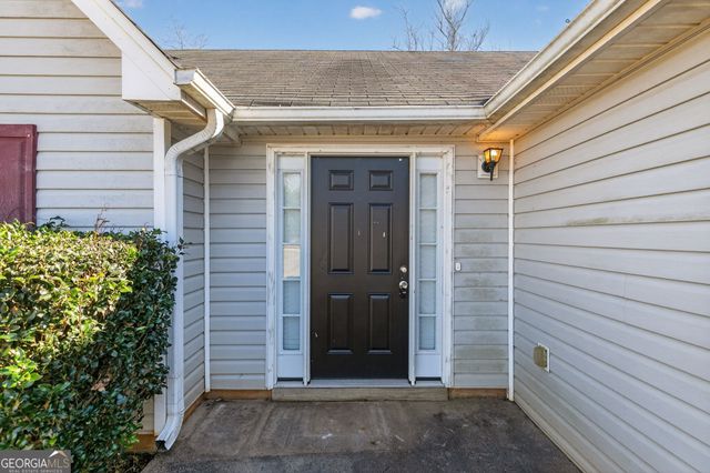 320 Twin Oaks Lane, Dallas, GA 30157