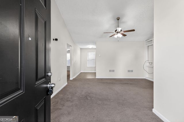 320 Twin Oaks Lane, Dallas, GA 30157