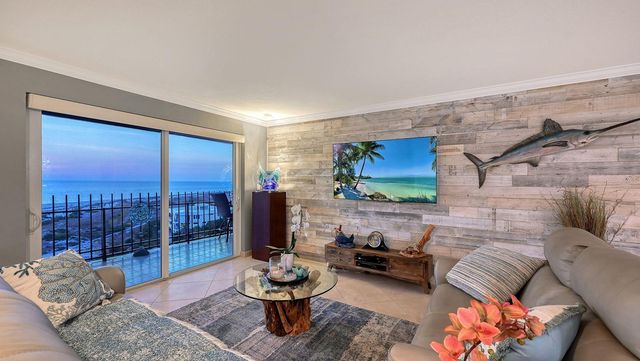 1 BENJAMIN FRANKLIN DRIVE 116, Sarasota, FL 34236