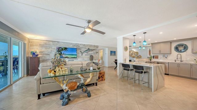 1 BENJAMIN FRANKLIN DRIVE 116, Sarasota, FL 34236