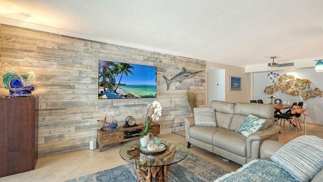 1 BENJAMIN FRANKLIN DRIVE 116, Sarasota, FL 34236