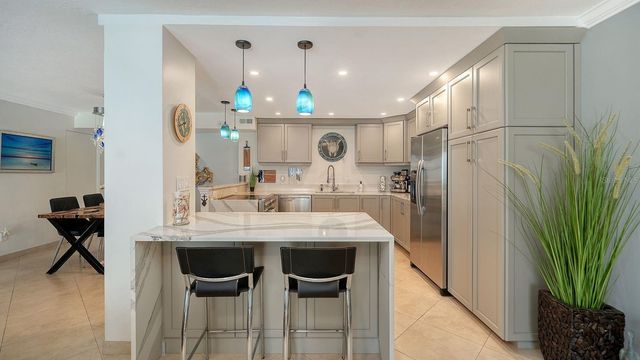 1 BENJAMIN FRANKLIN DRIVE 116, Sarasota, FL 34236