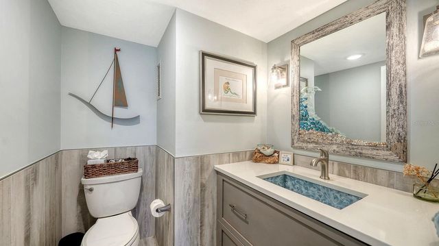 1 BENJAMIN FRANKLIN DRIVE 116, Sarasota, FL 34236