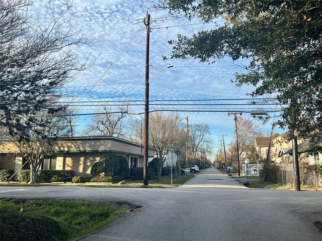 417 Malone Street, Houston, TX 77007