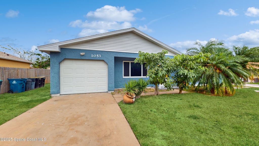 1053 Zambrana Street SE, Palm Bay, FL 32909