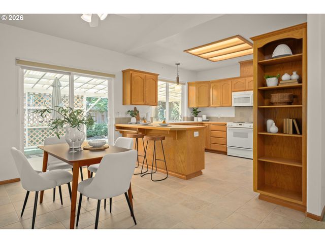 1376 ANDERSEN Ln, Eugene, OR 97404