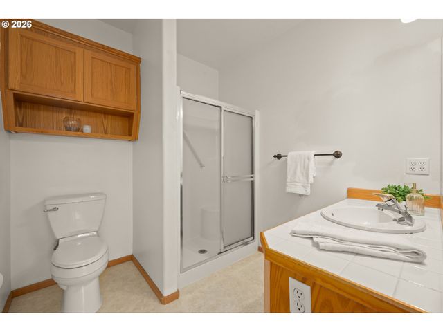 1376 ANDERSEN Ln, Eugene, OR 97404