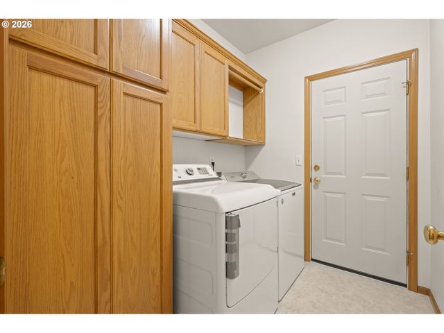 1376 ANDERSEN Ln, Eugene, OR 97404