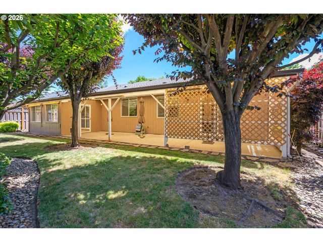 1376 ANDERSEN Ln, Eugene, OR 97404