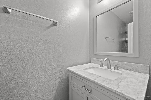 4811 N 47th Lane, Mcallen, TX 78504