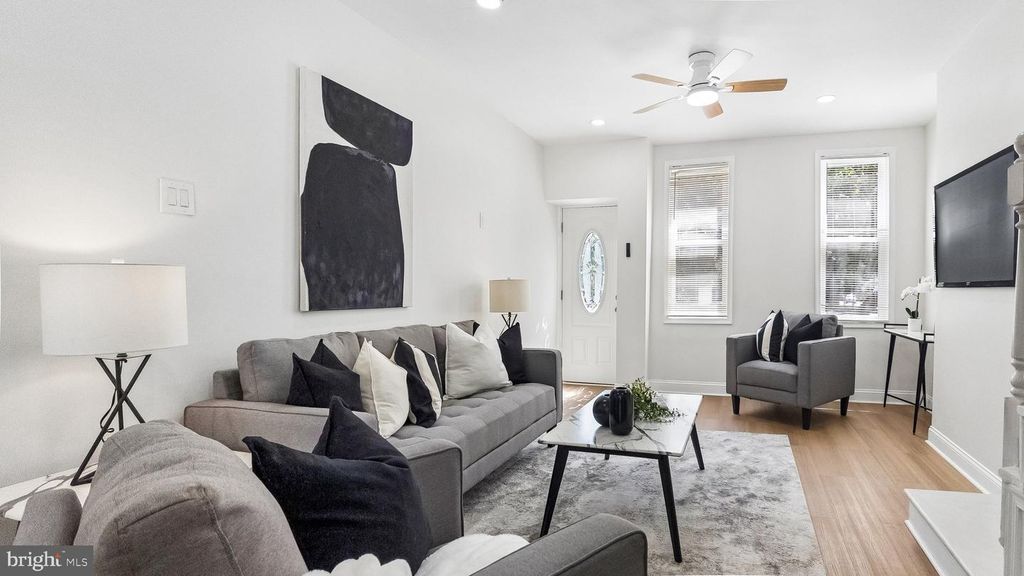 2226 SEPVIVA ST, PHILADELPHIA, PA 19125 — photo 2