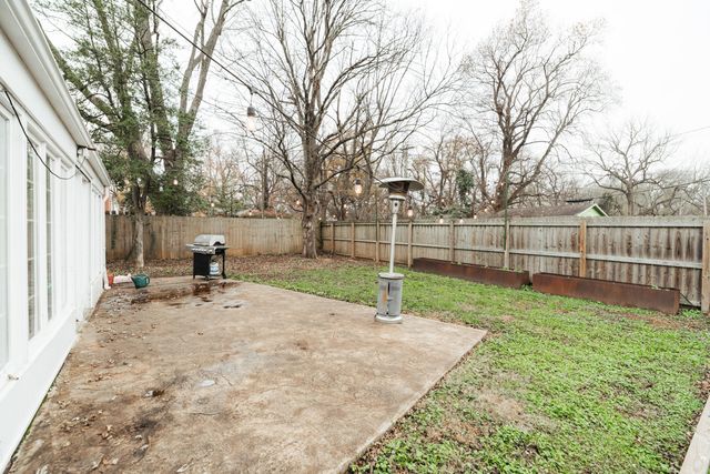 1615 S Delaware Avenue, Springfield, MO 65804