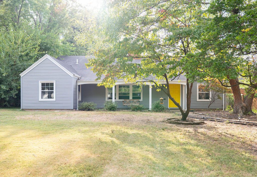1615 South Delaware Avenue, Springfield, MO 65804