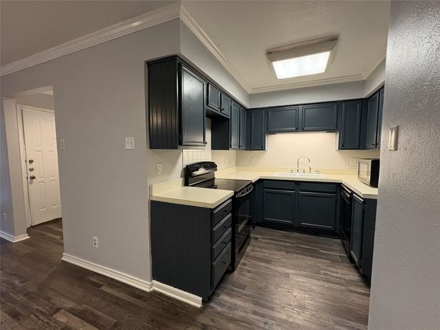 5902 Marvin Loving Drive 204, Garland, TX 75043