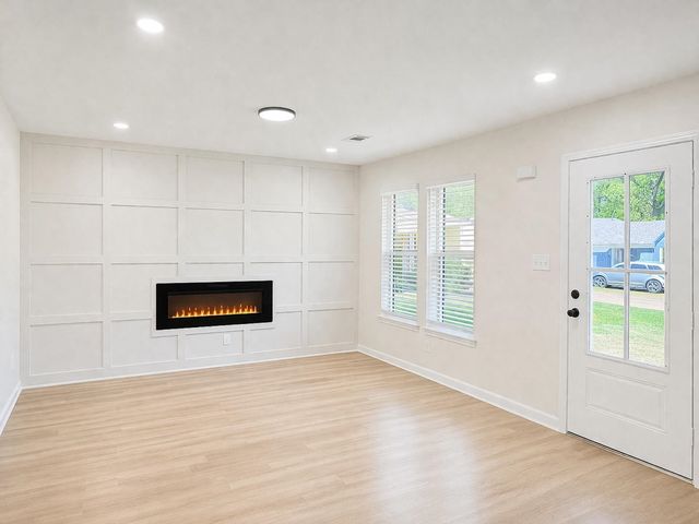 4570 NEWTON DR, Memphis, TN 38109