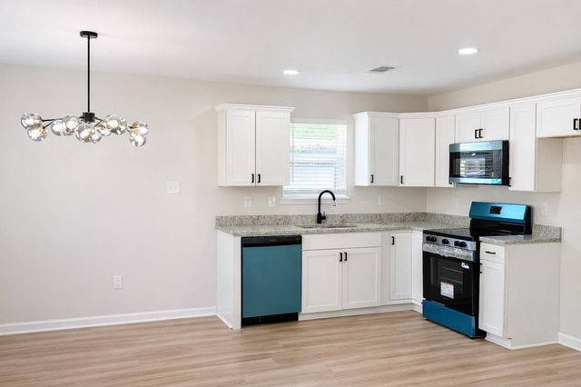 4570 NEWTON DR, Memphis, TN 38109