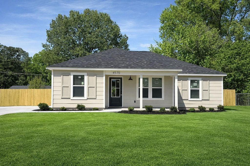 4570 NEWTON DR, Memphis, TN 38109