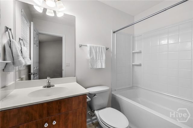 70 Winter Lake Circle, Savannah, GA 31407