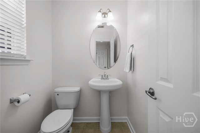 70 Winter Lake Circle, Savannah, GA 31407