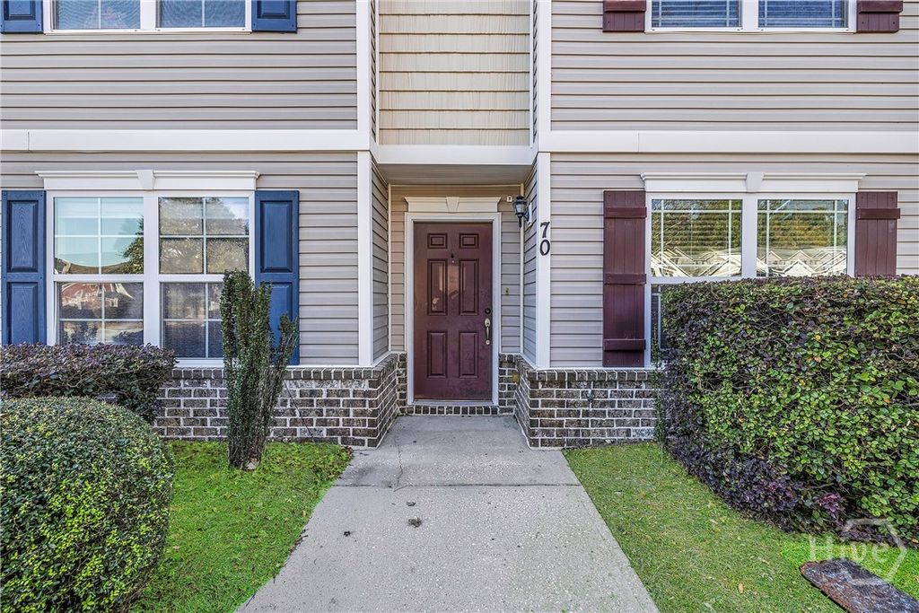 70 Winter Lake Circle, Savannah, GA 31407