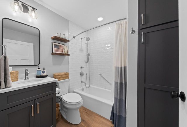 413 Hillcrest DRIVE, Fontana, WI 53125